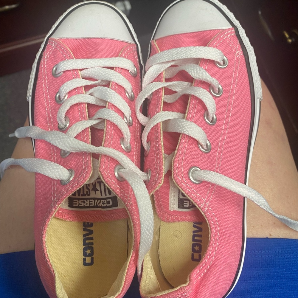 Pink Youth size 12 Converse